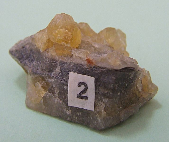 Datei:Topas 4.jpg